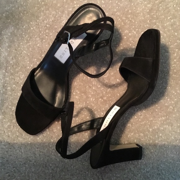 bandolino black sandals